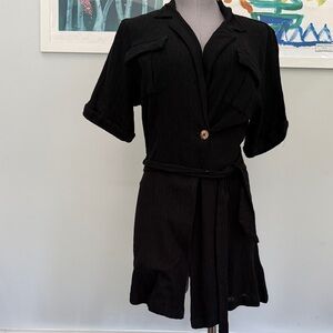 Free People Black Short Sleeve Belted robe